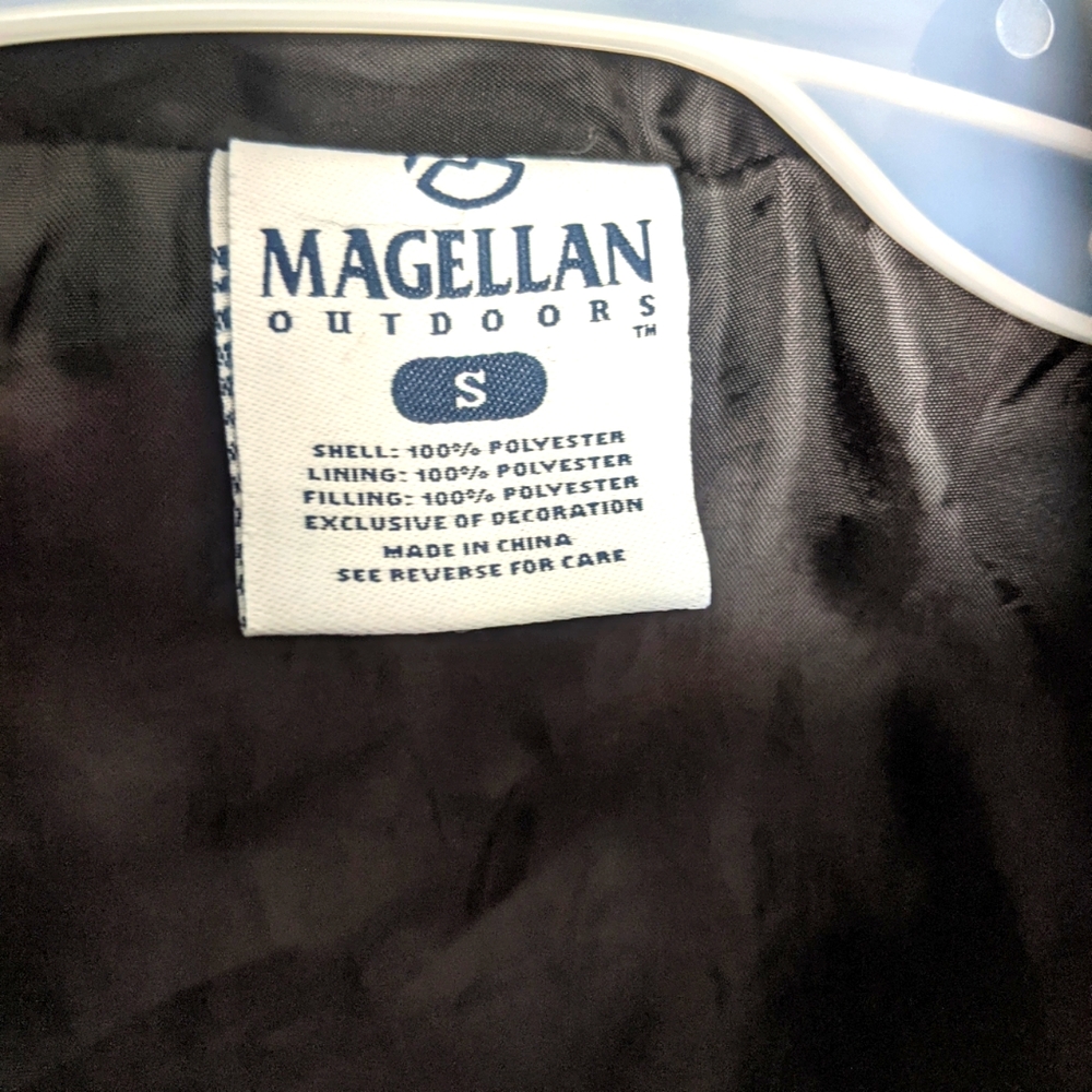 Magellan Outdoors Puffer Jacket - Picture 4 of 8